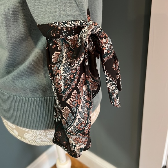 Loft sweater - Picture 3 of 5